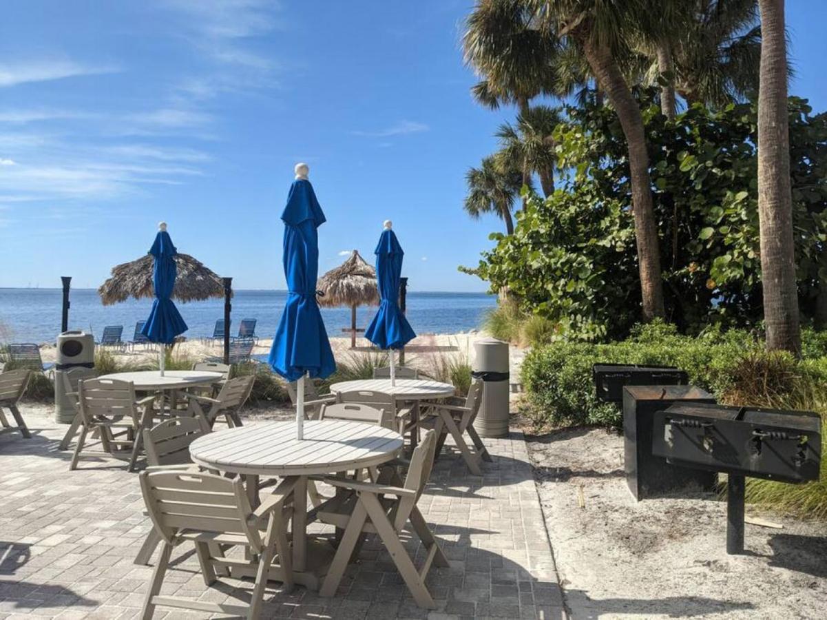Bay Views From Your Balcony Beach Resort Tampa Luaran gambar