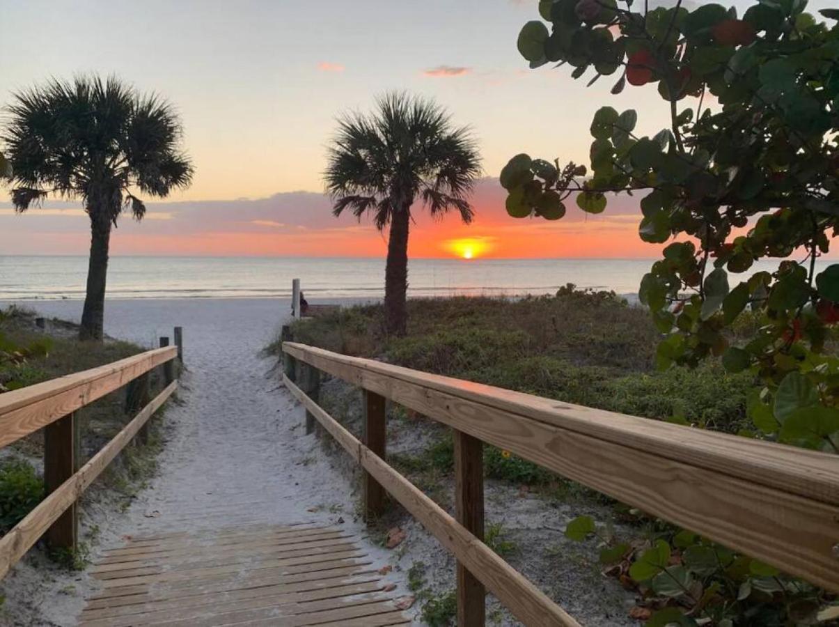 Bay Views From Your Balcony Beach Resort Tampa Luaran gambar
