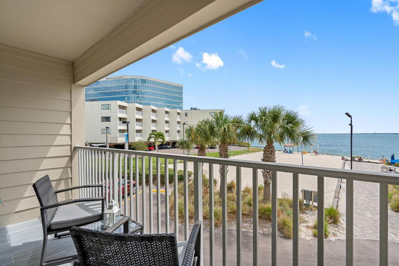 Bay Views From Your Balcony Beach Resort Tampa Luaran gambar