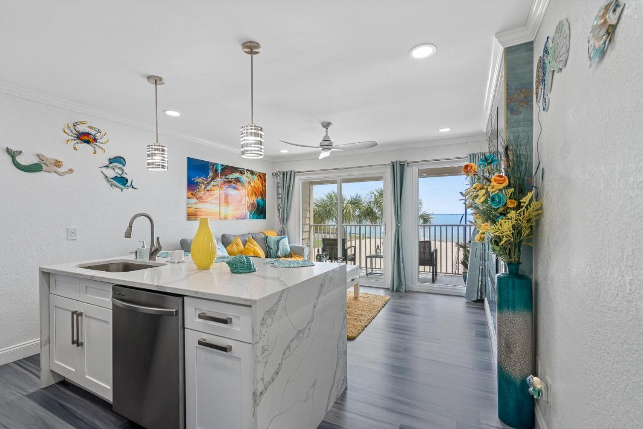 Bay Views From Your Balcony Beach Resort Tampa Luaran gambar